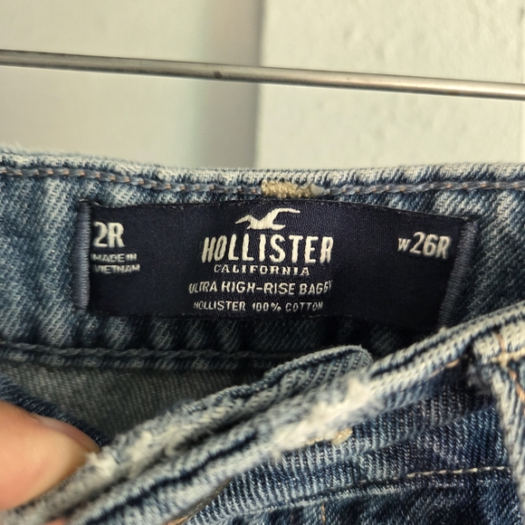 Hollister Blue Ultra High-Rise Denim Jeans - Picture 5 of 5